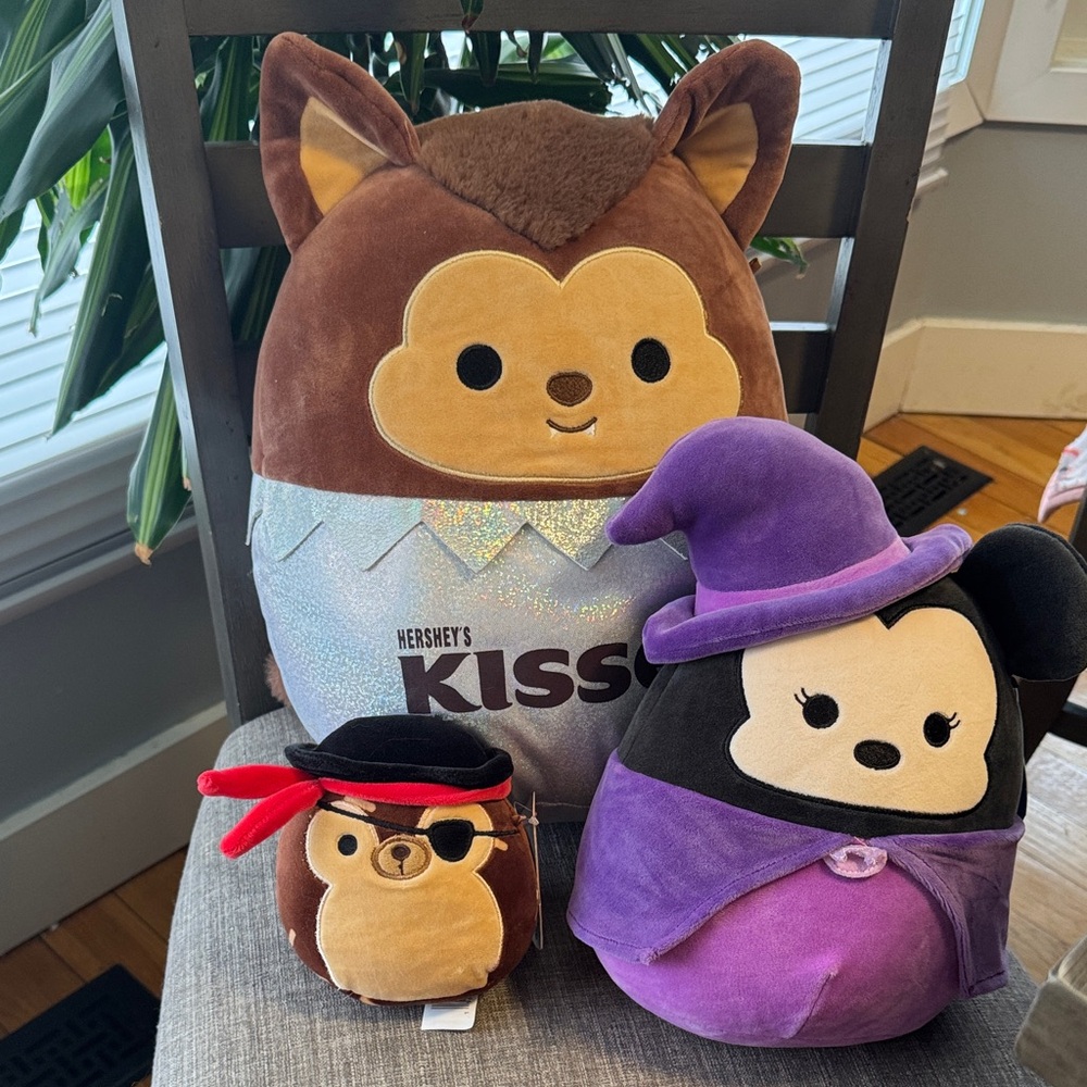 3 Halloween Themed Squishmallows Wade Minnie Mouse Hans